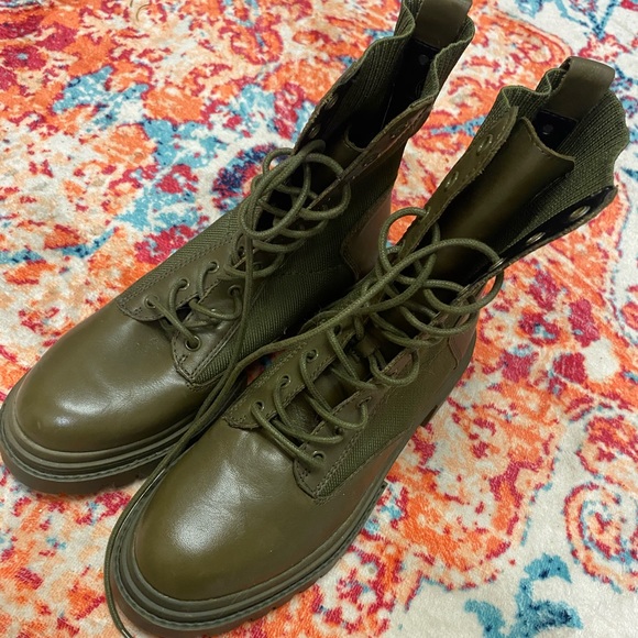 Aldo Boots - Picture 2 of 6